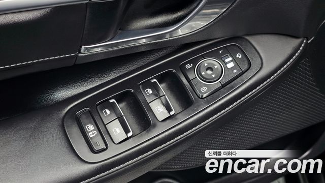 Hyundai Sonata 2023 — photo 15