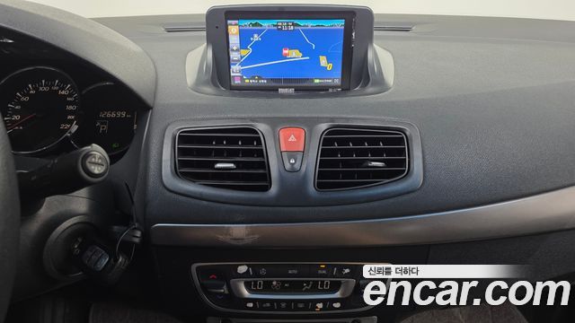 Renault Korea SM3 2010 — photo 14