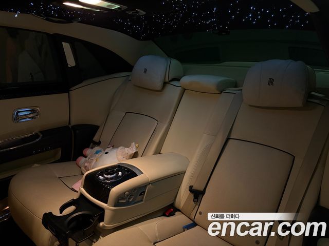 Rolls-Royce Ghost 2013 — photo 11