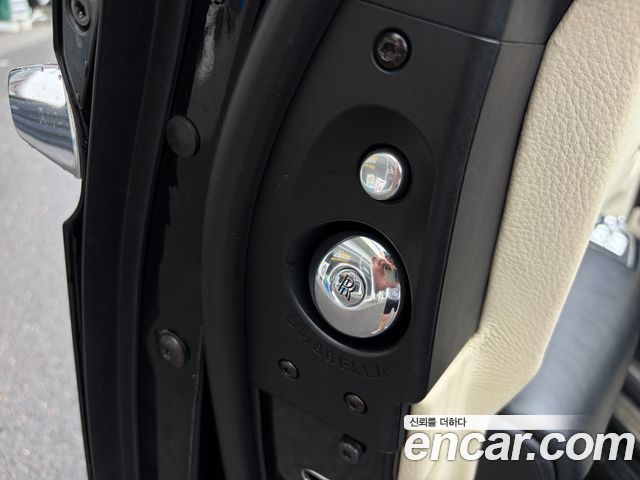 Rolls-Royce Ghost 2013 — photo 12