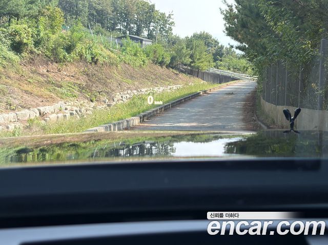 Rolls-Royce Ghost 2013 — photo 17