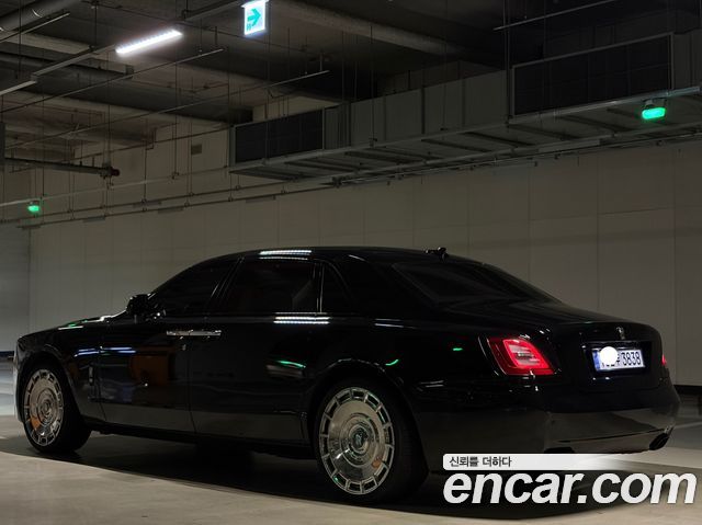 Rolls-Royce Ghost 2013 — photo 18