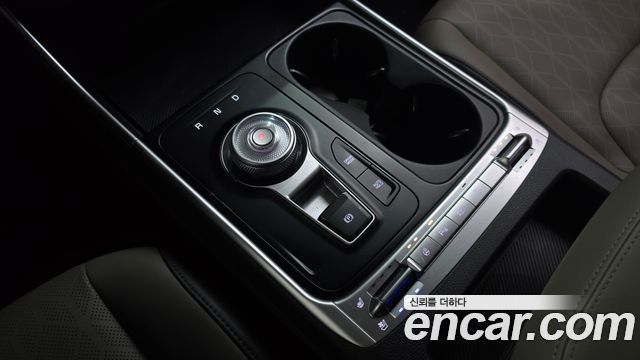 Kia Canival 2024 — photo 9