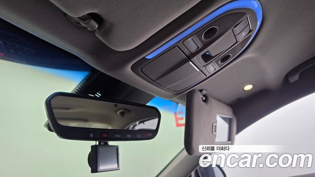 Genesis G80 2017 — photo 32