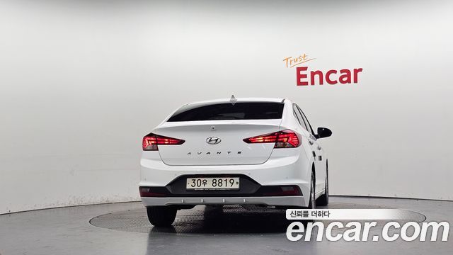 Hyundai AVANTE 2020 — photo 4