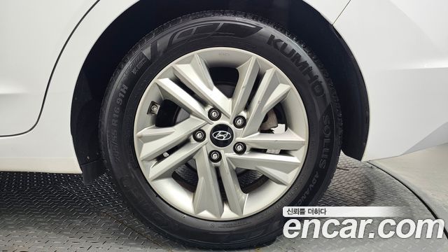 Hyundai AVANTE 2020 — photo 7