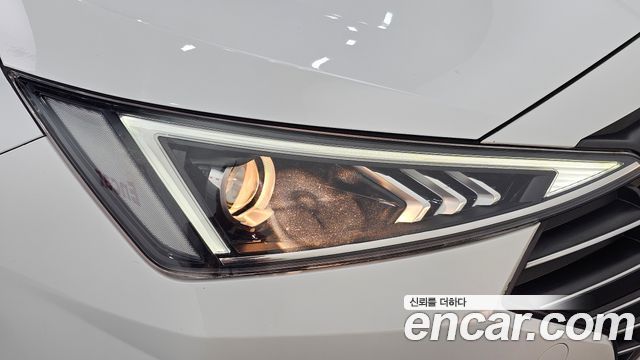 Hyundai AVANTE 2020 — photo 8
