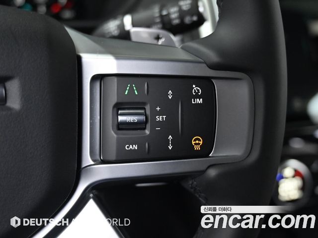 Land Rover Discovery 2025 — photo 18