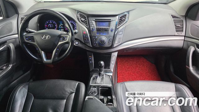 Hyundai i40 2012 — photo 7