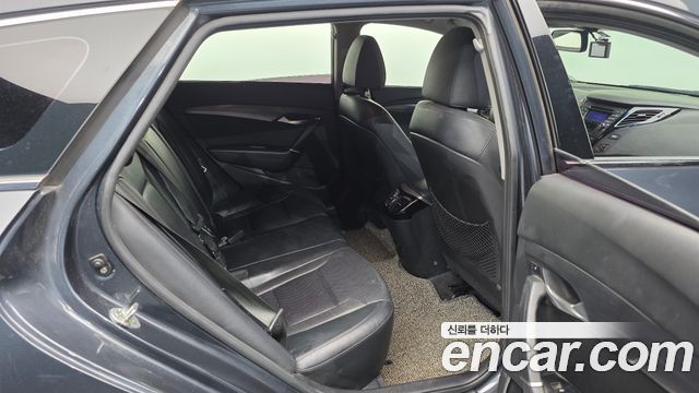 Hyundai i40 2012 — photo 12