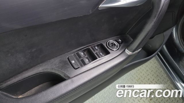Hyundai i40 2012 — photo 16