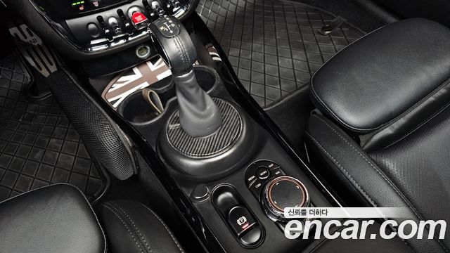 Mini Clubman 2019 — photo 12