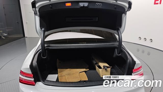 Genesis G80 2025 — photo 35