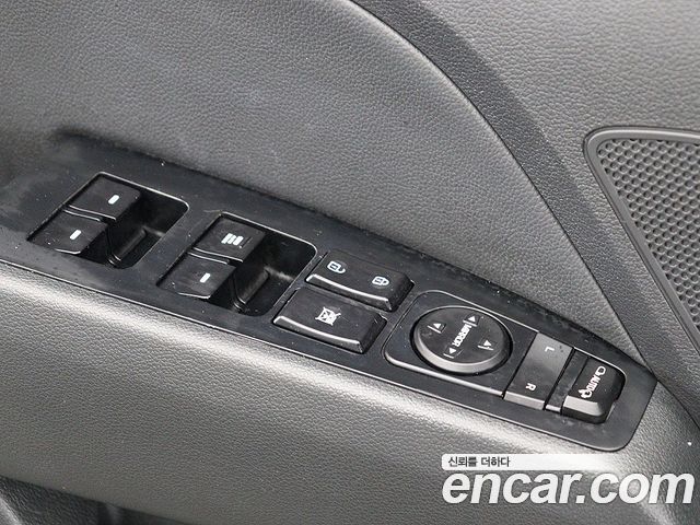 Hyundai AVANTE 2018 — photo 18
