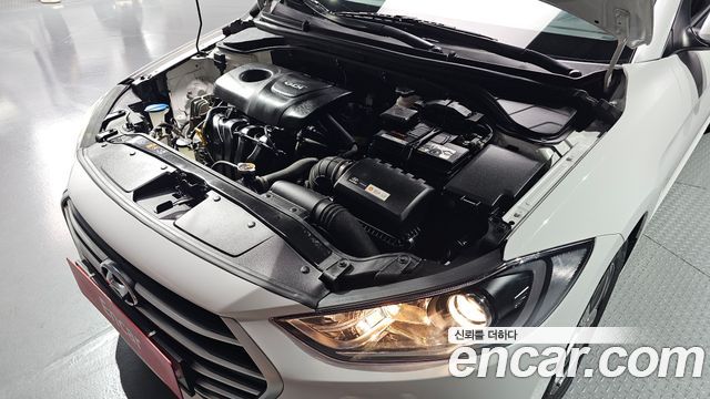 Hyundai AVANTE 2016 — photo 6