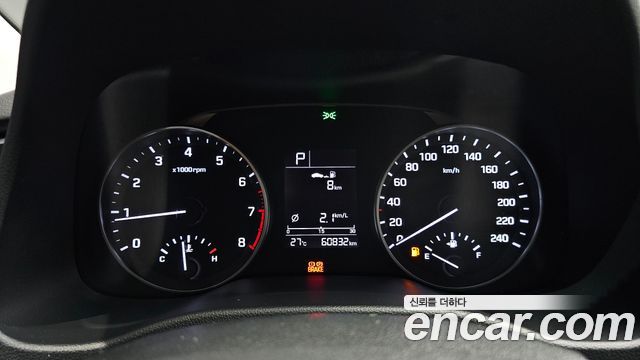 Hyundai AVANTE 2016 — photo 11