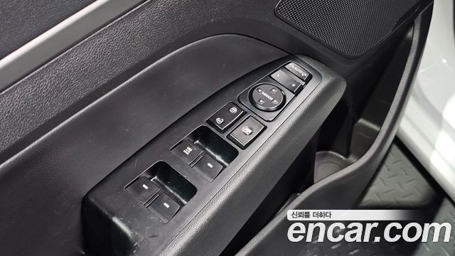 Hyundai AVANTE 2016 — photo 25