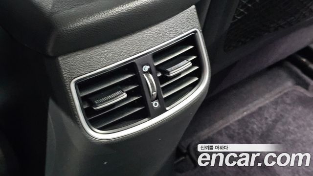 Hyundai AVANTE 2016 — photo 28