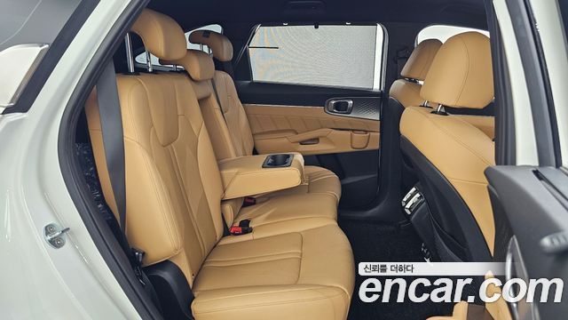 Kia Sorento 2022 — photo 18