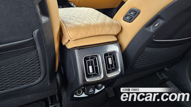 Kia Sorento 2022 — photo 31
