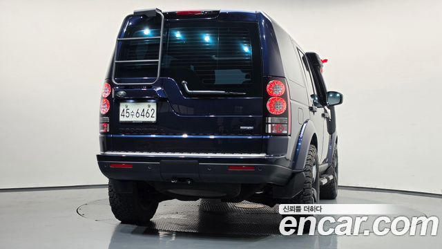 Land Rover Discovery 2015 — photo 4