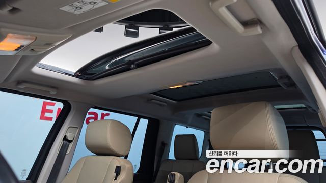 Land Rover Discovery 2015 — photo 19