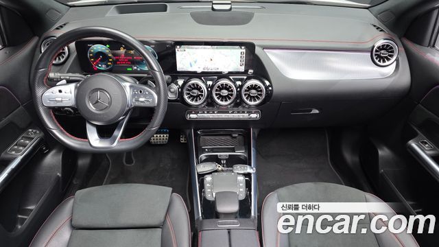 Mercedes-Benz EQA 2022 — photo 10