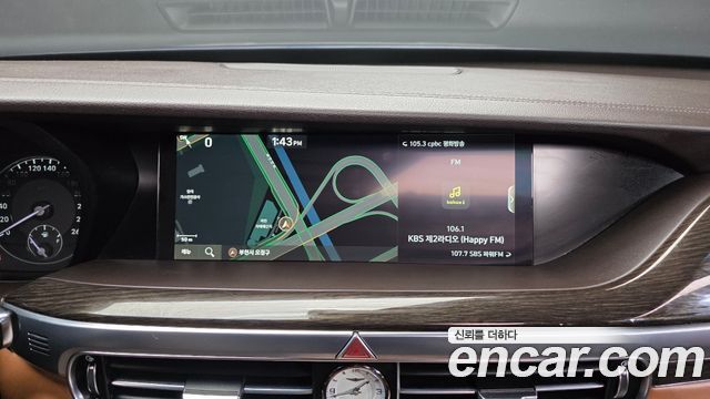 Genesis G90 2019 — photo 14