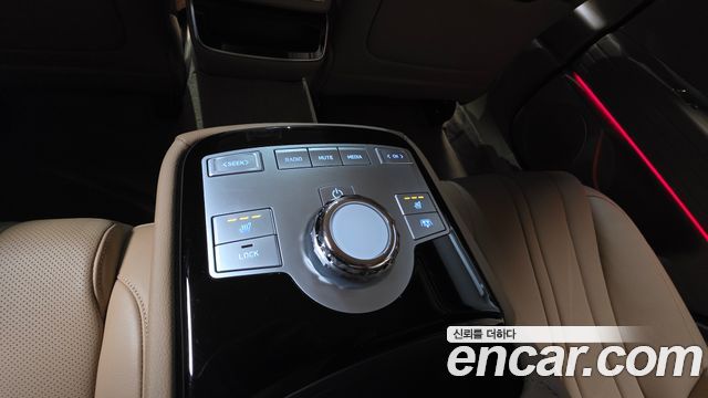Genesis G80 2025 — photo 25