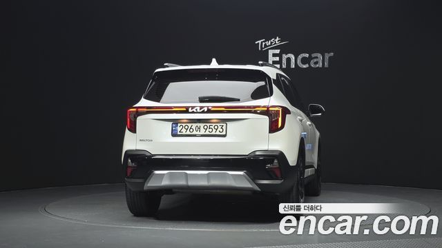 Kia Seltos 2023 — photo 4