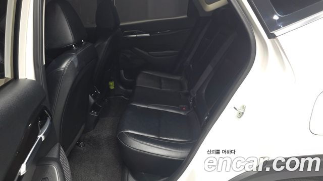Kia Seltos 2023 — photo 18