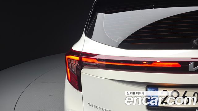 Kia Seltos 2023 — photo 9