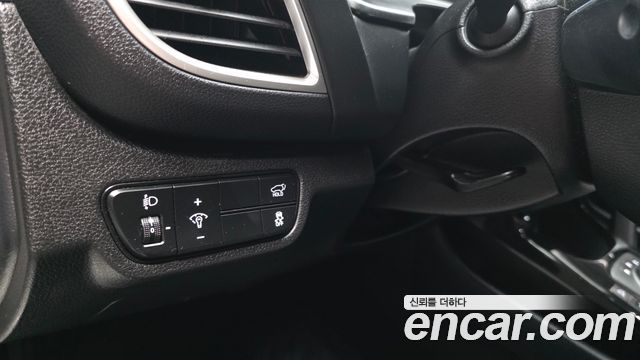 Kia Seltos 2023 — photo 31