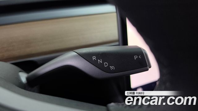 Tesla Model Y 2022 — photo 12