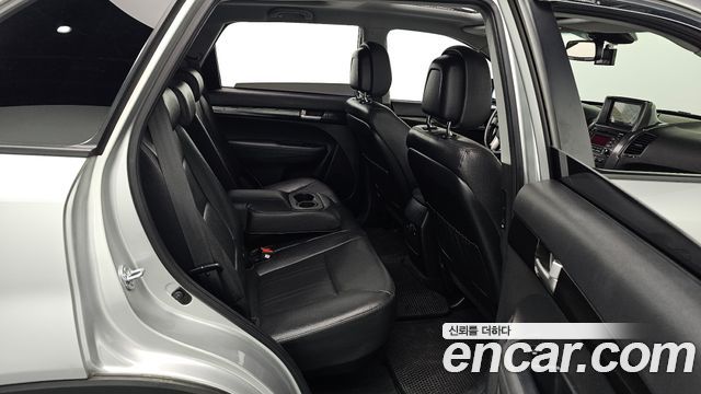 Kia Sorento 2012 — photo 17