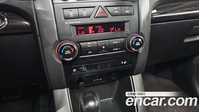 Kia Sorento 2012 — photo 24