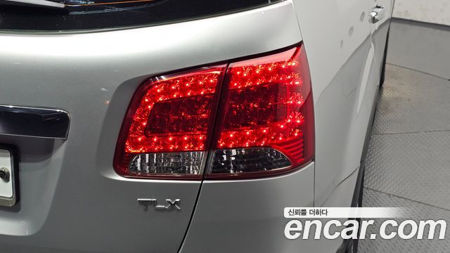 Kia Sorento 2012 — photo 9