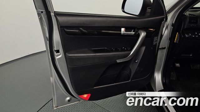 Kia Sorento 2012 — photo 14