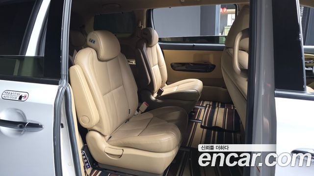 Kia Canival 2019 — photo 18