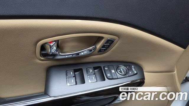Kia Canival 2019 — photo 29