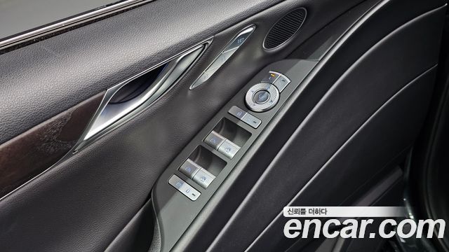 Genesis G80 2021 — photo 22