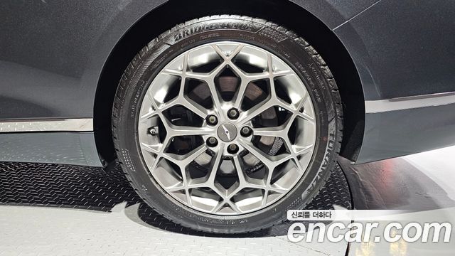 Genesis G80 2021 — photo 7