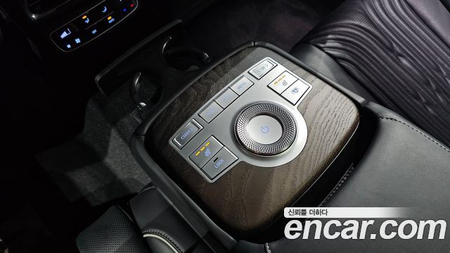 Genesis G80 2021 — photo 29