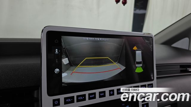 Hyundai Staria 2025 — photo 21