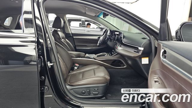 Hyundai Grandeur 2022 — photo 17
