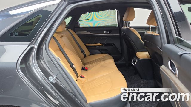 Kia K5 2021 — photo 17