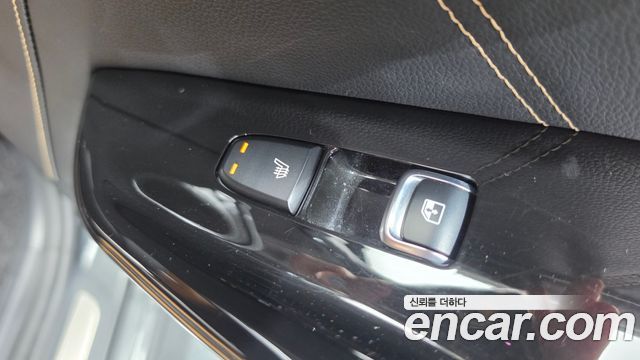 Kia K5 2021 — photo 24