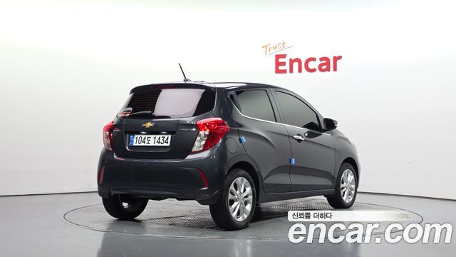 Chevrolet Korea Spark 2022 — photo 2