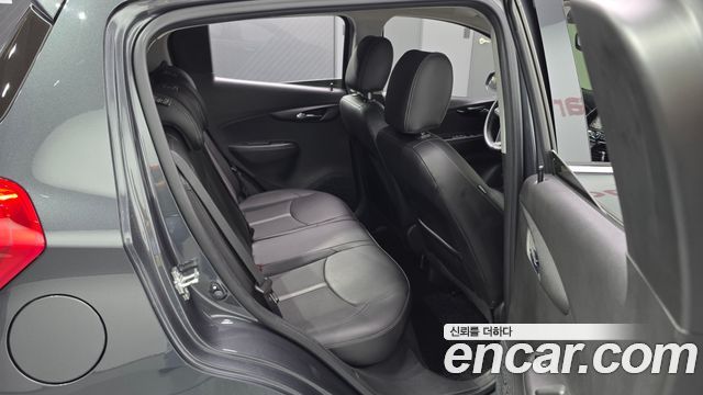 Chevrolet Korea Spark 2022 — photo 17