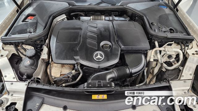 Mercedes-Benz E-Class 2018 — photo 6